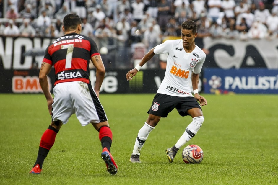Pedrinho vem sendo um dos destaques do Corinthians em 2019