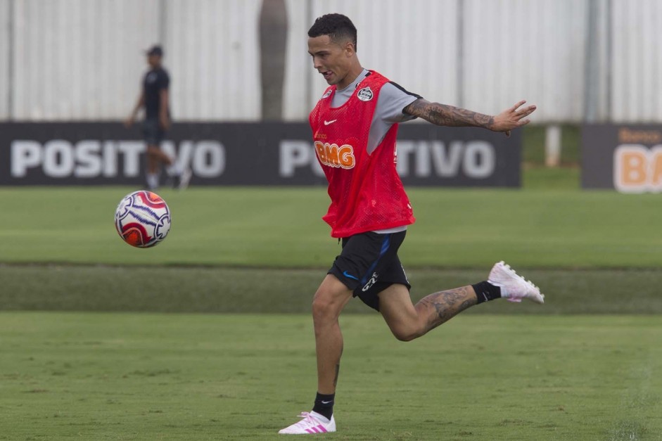 Thiaguinho fica sem contrato no prximo dia 31 de maio; jogador est emprestado pelo Nacional-SP