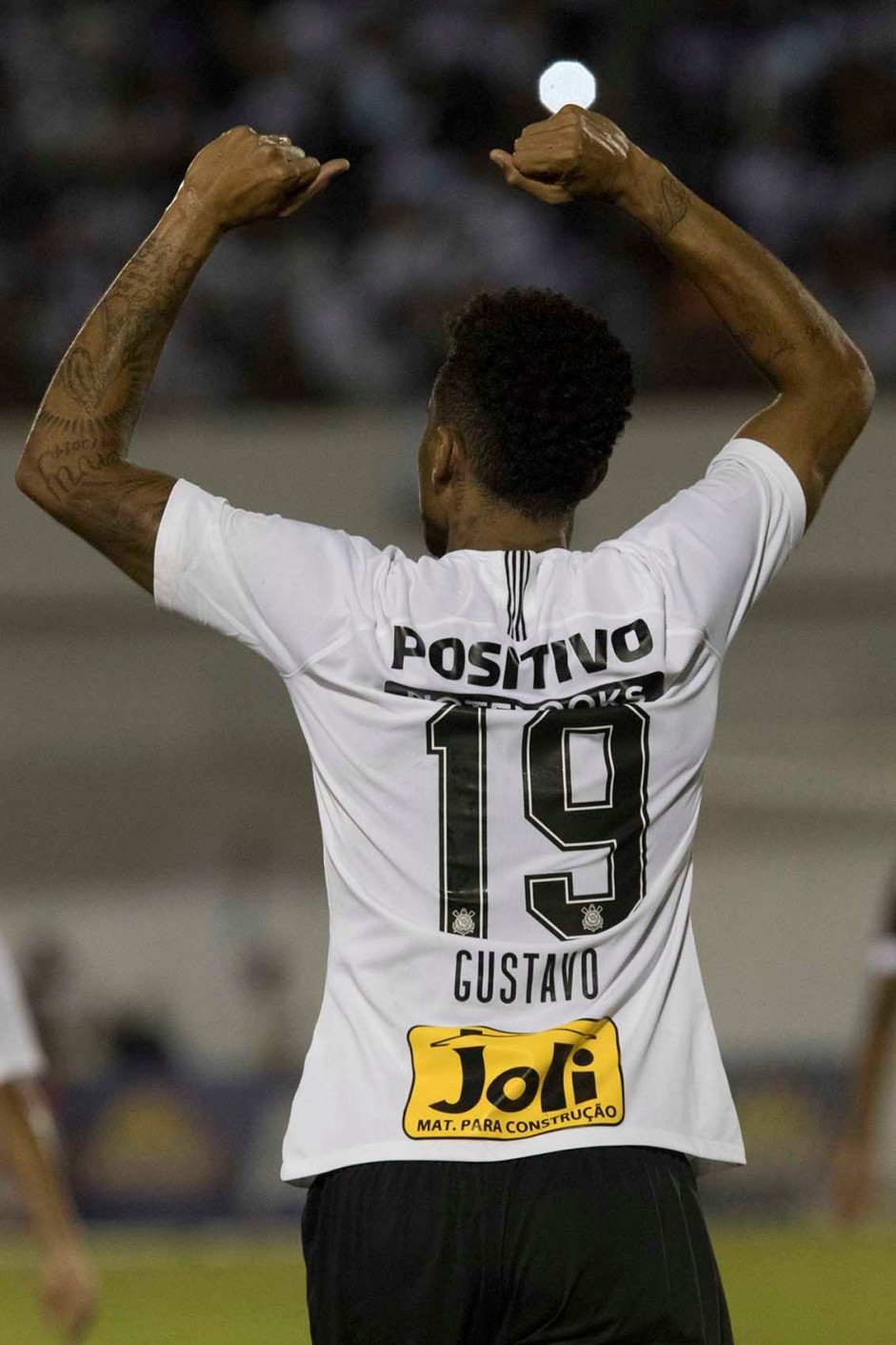 Gustagol anotou o gol de empate do Corinthians contra a Ferroviria, na Fonte Luminosa