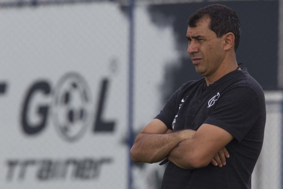 Fabio Carille ir igualar Luxa como nono treinador com mais jogos pelo Corinthians