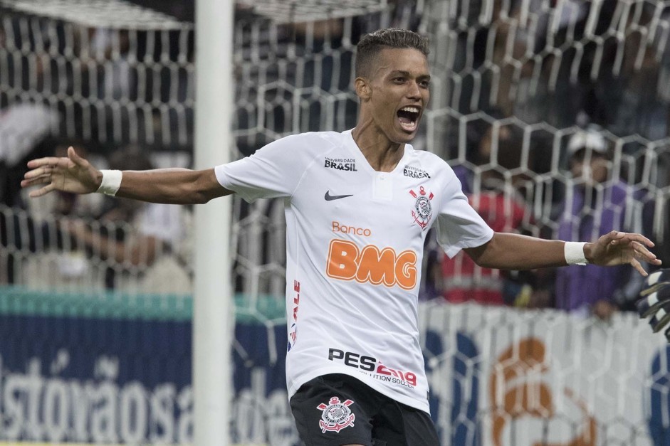 Pedrinho foi titular no ltimo jogo do Corinthians