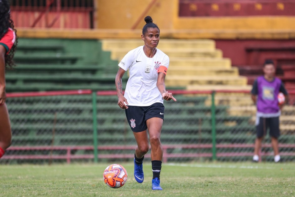 Grazi durante embate contra a Portuguesa, pelo Campeonato Paulista Feminino