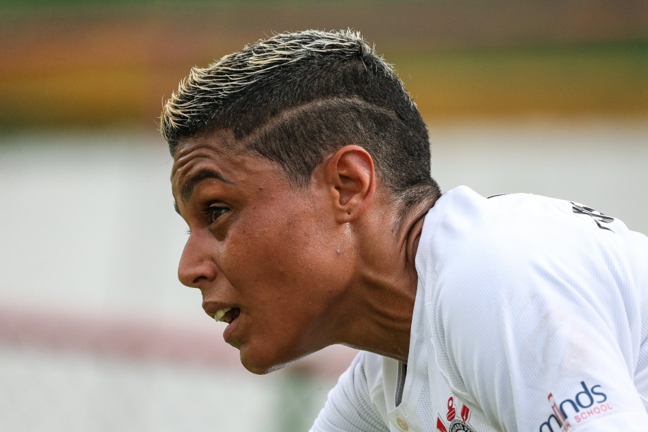 Marcela em partida contra a Portuguesa, pelo Campeonato Paulista Feminino