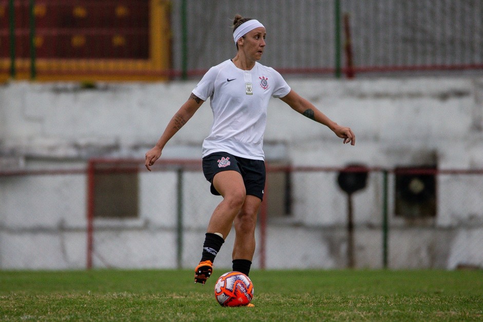 Pardal no duelo contra a Portuguesa, pelo Campeonato Paulista Feminino