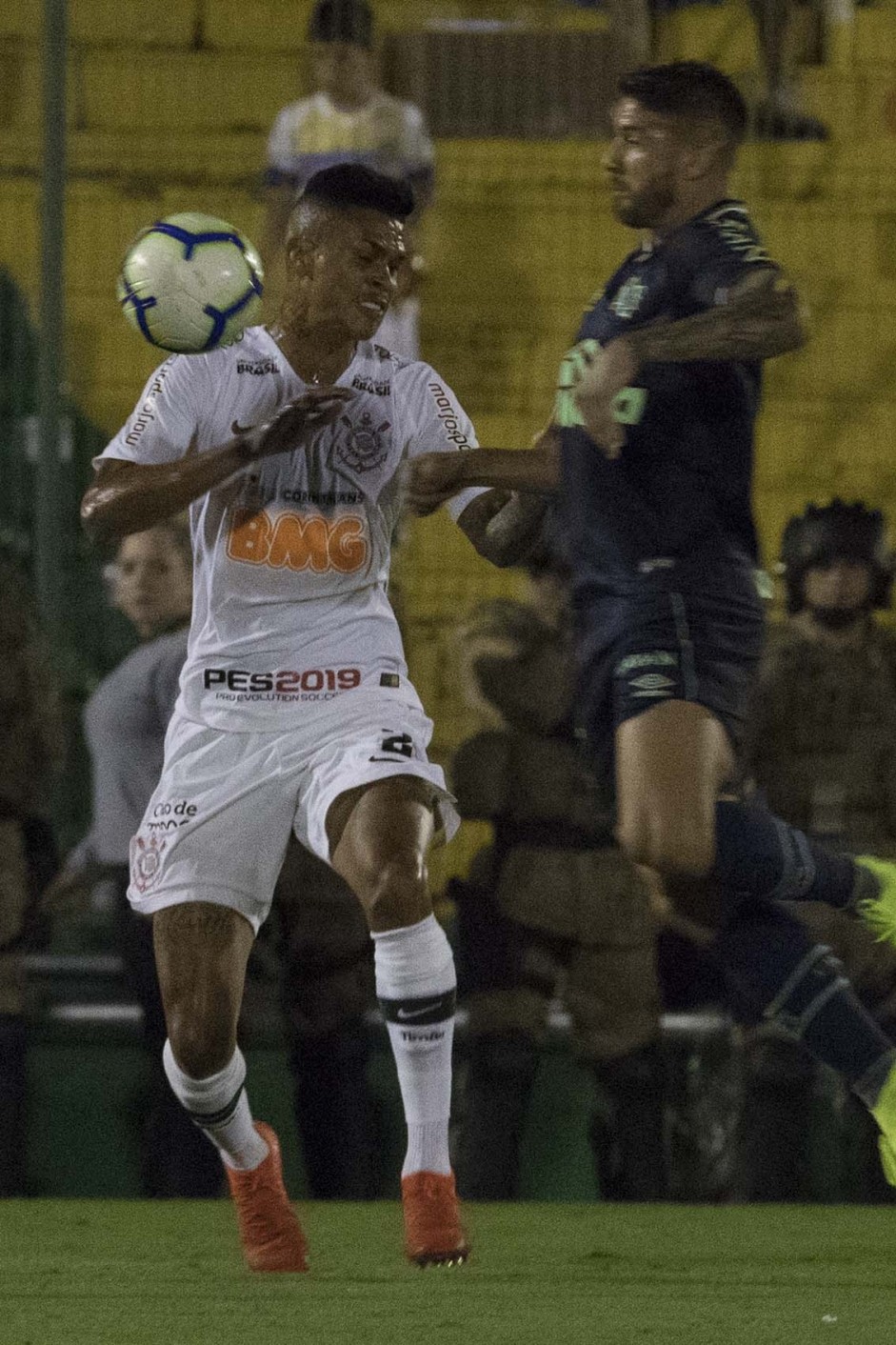 Richard em jogada contra a Chapecoense, pela Copa do Brasil