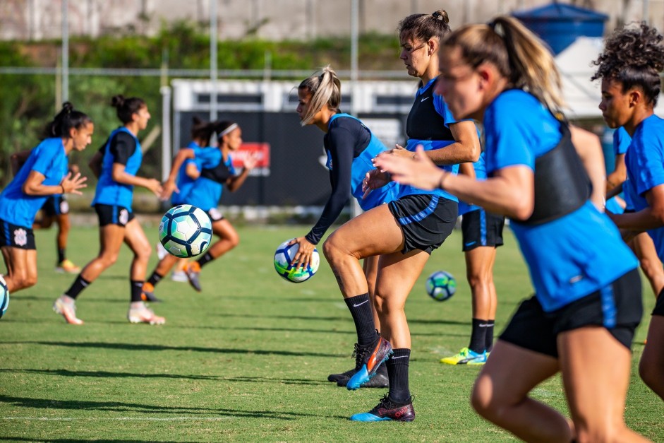 Se liga no treino das meninas do Corinthians Futebol Feminino