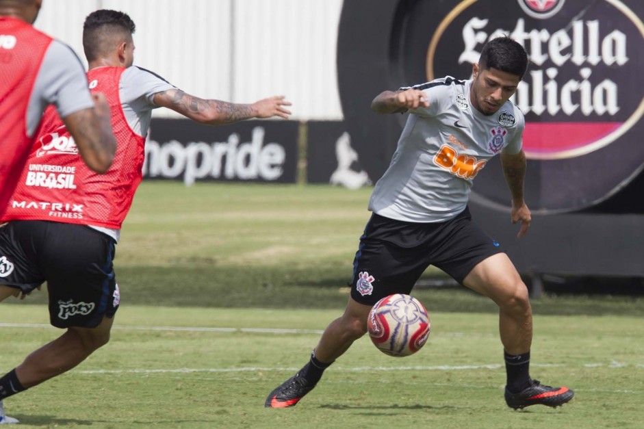 Sergio Daz no treinamento de hoje no CT