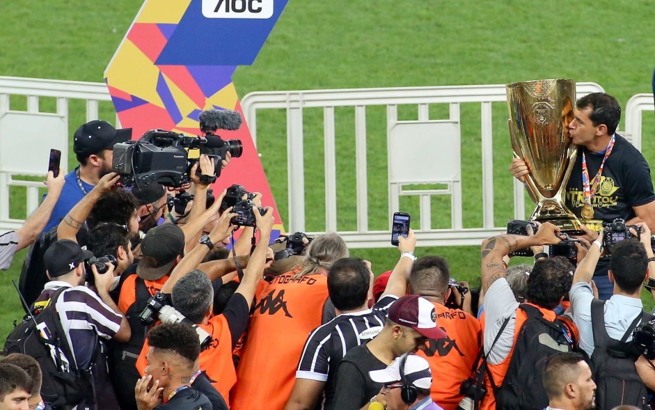 Fbio Carille durante conquista do tricampeonato paulista do Corinthians