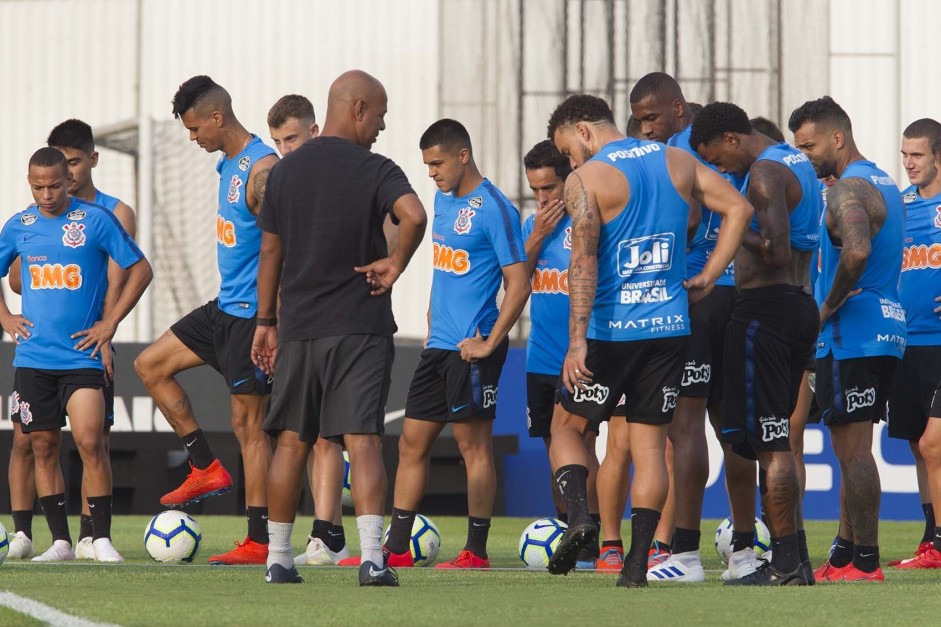 Jogadores do Corinthians no treino de reapresentação do Corinthians após conquista do Paulistão