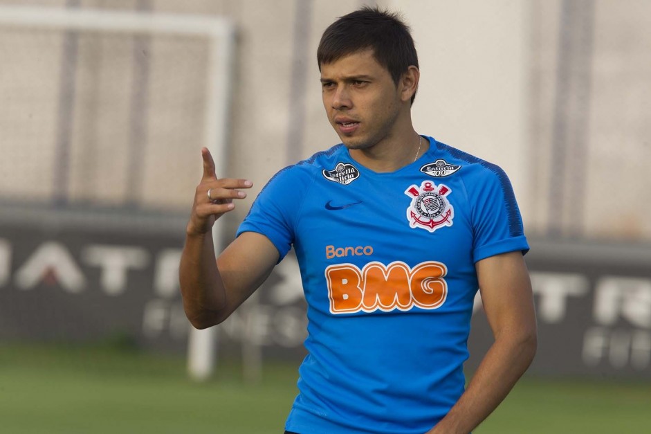 Romero no treino de reapresentao do Corinthians aps conquista do Campeonato Paulista