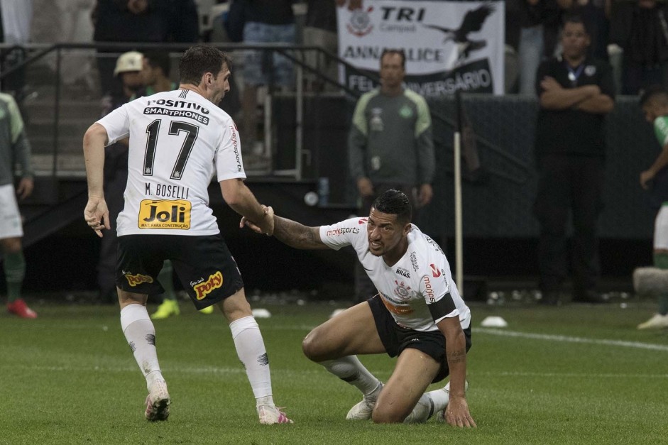 Boselli e Ralf na partida contra a Chapecoense, pela Copa do Brasil, na Arena Corinthians