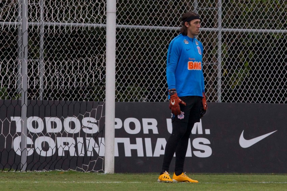 Cássio no treino do Corinthians antes do jogo contra a Chapecoense
