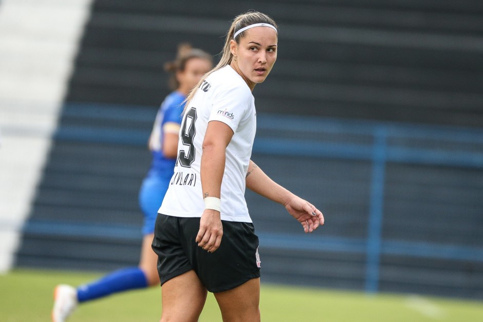 Giovanna Crivelari durante jogo contra o So Jos, pelo Campeonato Brasileiro Feminino