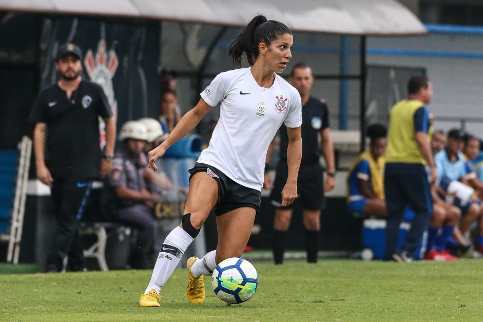 Paulinha na goleada por 3 a 0 contra o So Jos, pelo Brasileiro Feminino