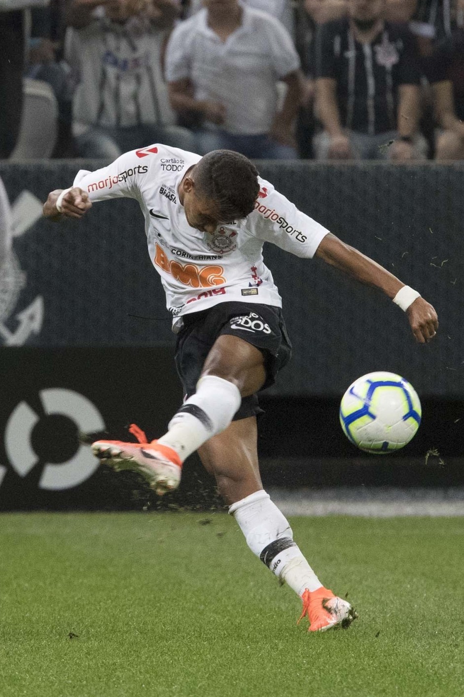 Pedrinho no jogo contra a Chapecoense, pela Copa do Brasil, na Arena Corinthians