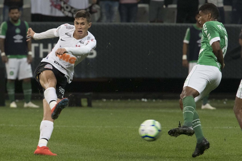 Vital entrou e marcou o segundo gol contra a Chapecoense, pela Copa do Brasil