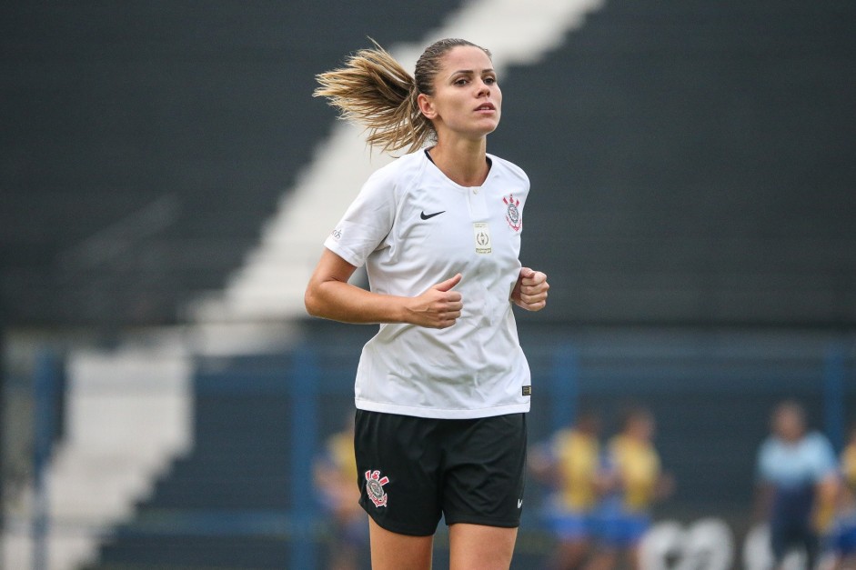 Érika no duelo contra o São José, pelo Campeonato Brasileiro Feminino