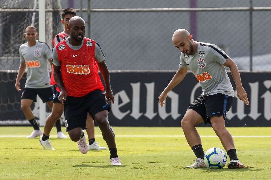 Love e Régis no treino desta sexta-feira no CT Joaquim Grava