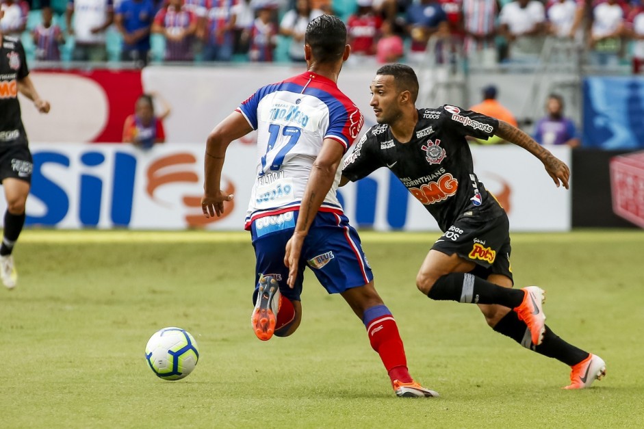 Clayson durante jogo contra o Bahia, pela estreia do ...