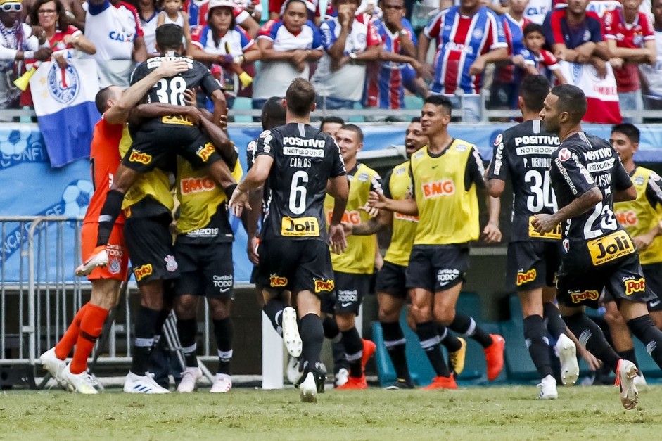Jovem Pedrinho fez o primeiro gol do Corinthians contra o Bahia, pelo Brasileirão 2019
