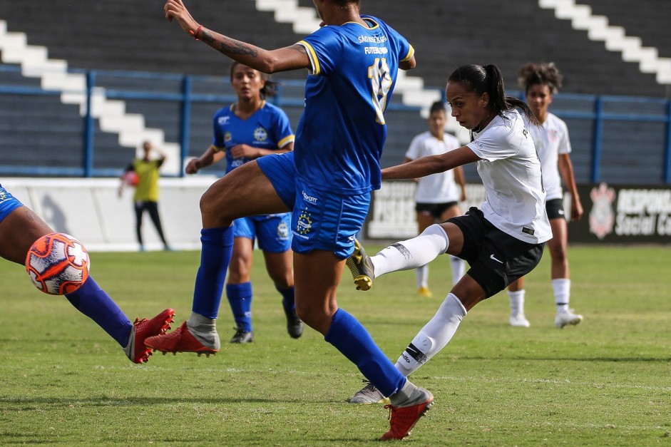 Adriana anotou dois gols contra o São José, pelo Paulistão Feminino