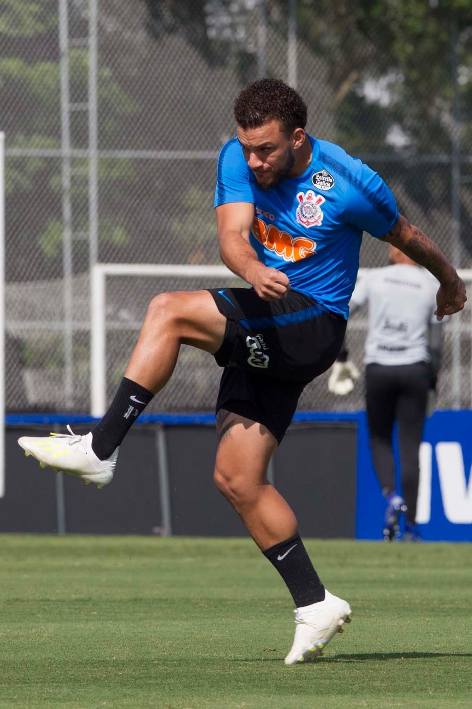 André Luís durante o último treino do Corinthians antes de enfrentar a Chapecoense