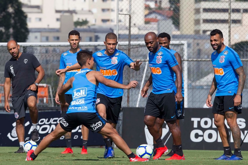 Timão treina para enfrentar a Chapecoense, pelo Campeonato Brasileiro
