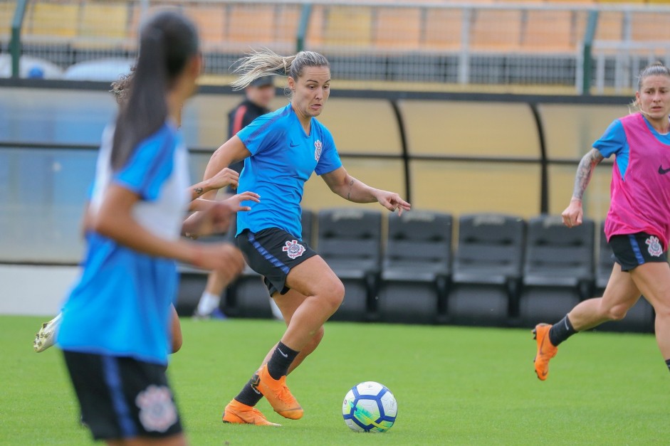 Crivelari no treinamento do Corinthians Futebol Feminino desta terça-feira