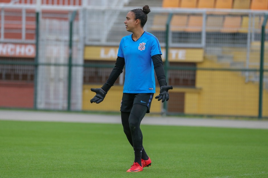 Goleira Lelê no treinamento do Corinthians Futebol Feminino desta terça-feira