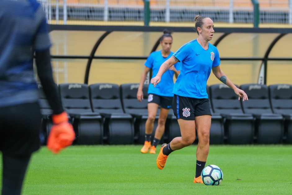 Zagueira Pardal no treinamento do Corinthians Futebol Feminino desta terça-feira