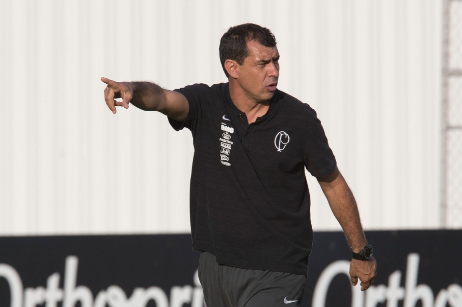 Carille comandou o ltimo treino antes do duelo contra o Deportivo Lara