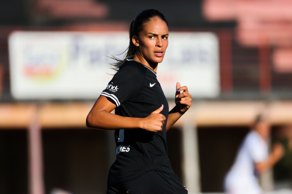 Gabi Nunes durante jogo contra a Portuguesa, pelo Paulista Feminino