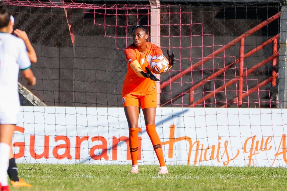 Lelê durante jogo contra a Portuguesa, pelo Campeonato Paulista Feminino