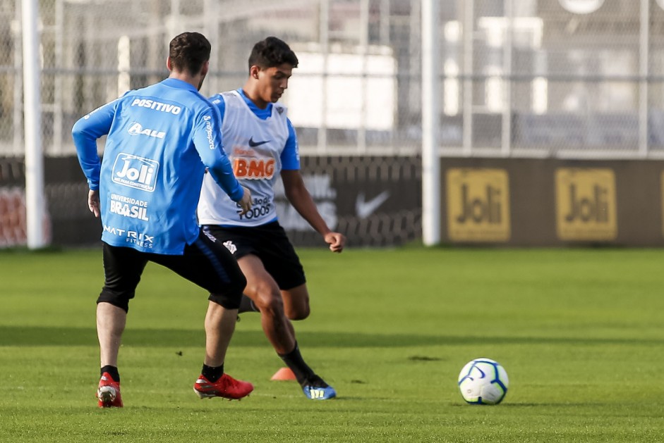 Corinthians realiza último treino antes do jogo contra o Flamengo, pela Copa do Brasil