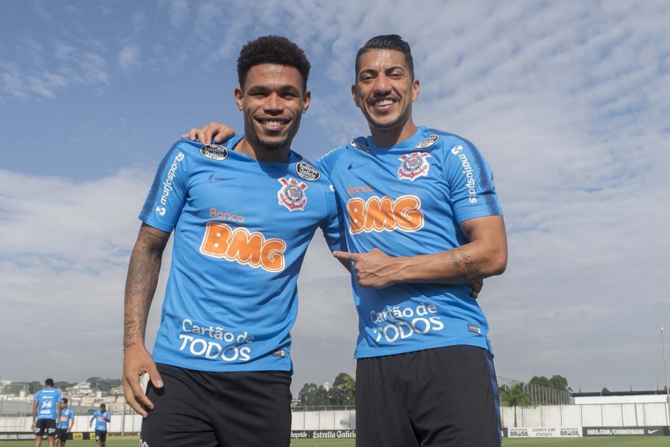 Jnior Urso e Ralf durante treino no CT Joaquim Grava