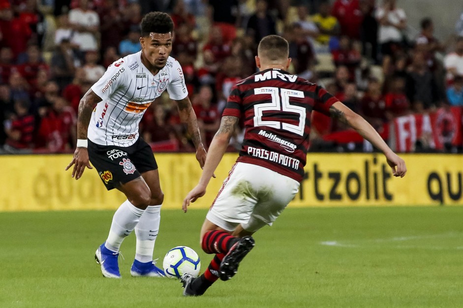 Urso durante jogo contra o Flamengo, pela Copa do Brasil
