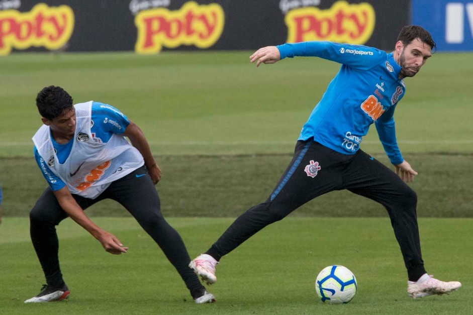 Mauro Boselli no primeiro treino aps eliminao para o Flamengo, pela Copa do Brasil