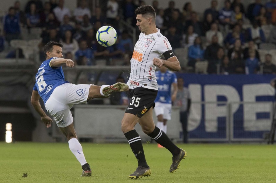 Corinthians e Cruzeiro se enfrentam pela 27 rodada do Brasileiro