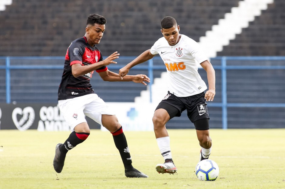 1 a 0 foi o placar que classificou o Corinthians para as quartas do Brasileiro Sub-17