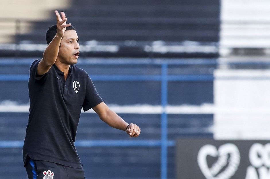 Gustavo Almeida comandou a vitria do Corinthians pelo Brasileiro Sub-17