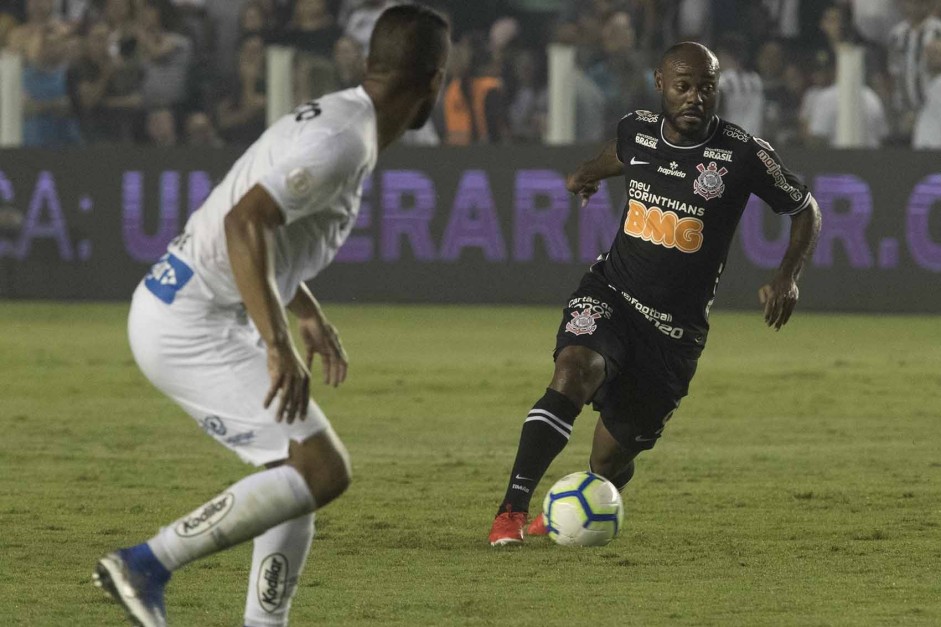 Love durante jogo contra o Santos, pelo Campeonato Brasileiro 2019