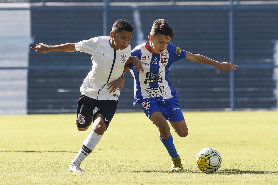 Corinthians enfrenta o Nacional pelo campeonato paulista sub-11