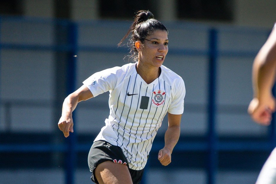 Paulinha na partida contra o Juventus pelo Campeonato Paulista Feminino