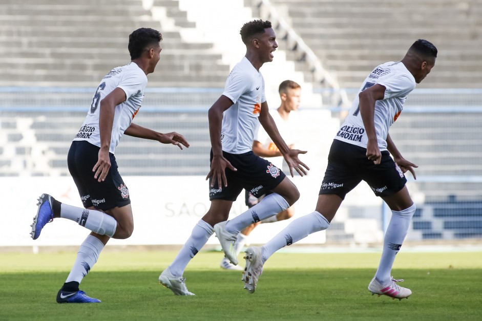 Corinthians enfrenta o Fluminense pelo Campeonato Brasileiro - Sub -17