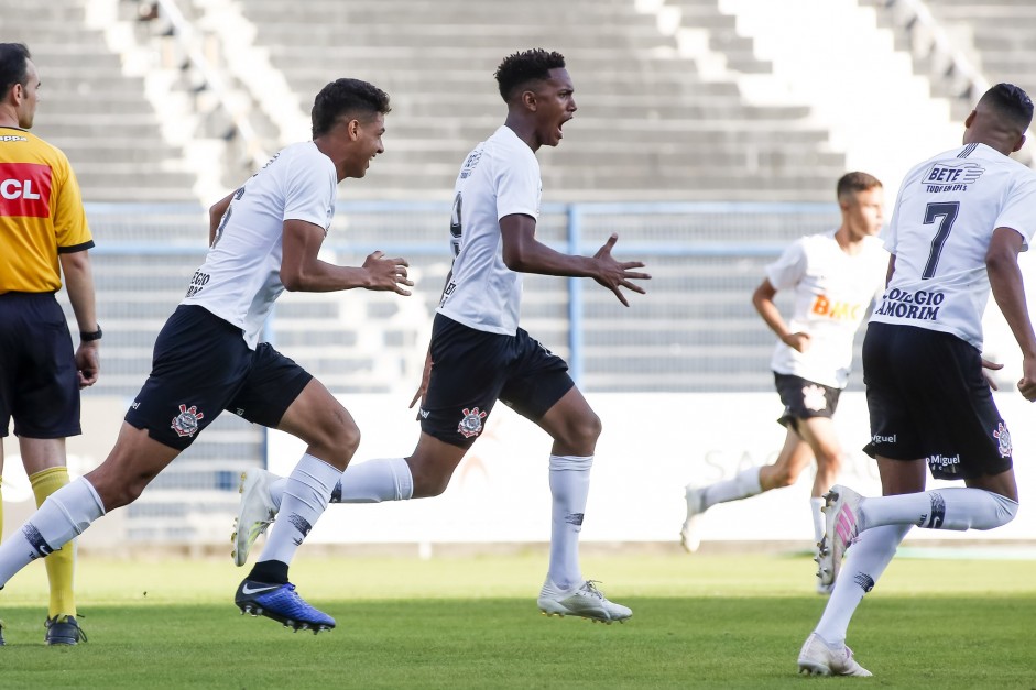 Corinthians enfrenta o Fluminense pelo Campeonato Brasileiro - Sub -17