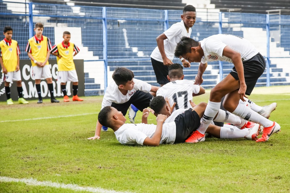 Corinthians enfrenta o São Paulo pelo Paulistão Sub-13