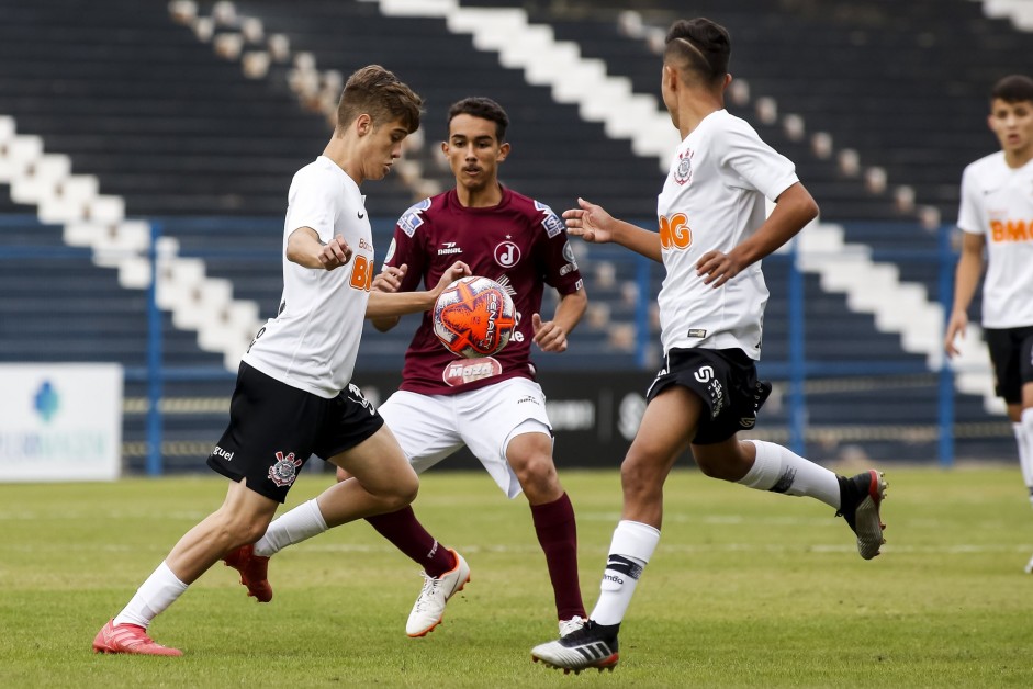 Corinthians venceu o Juventus pelo Paulista Sub-15