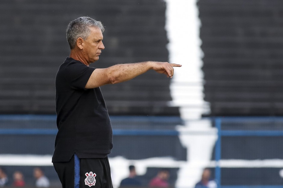 Leivinha comandou a vitória sobre o Santos, pelo Brasileiro de Aspirantes