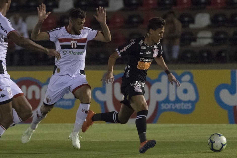 Mateus Vital durante derrota para o Botafogo-SP, em partida amistosa em Ribeiro Preto