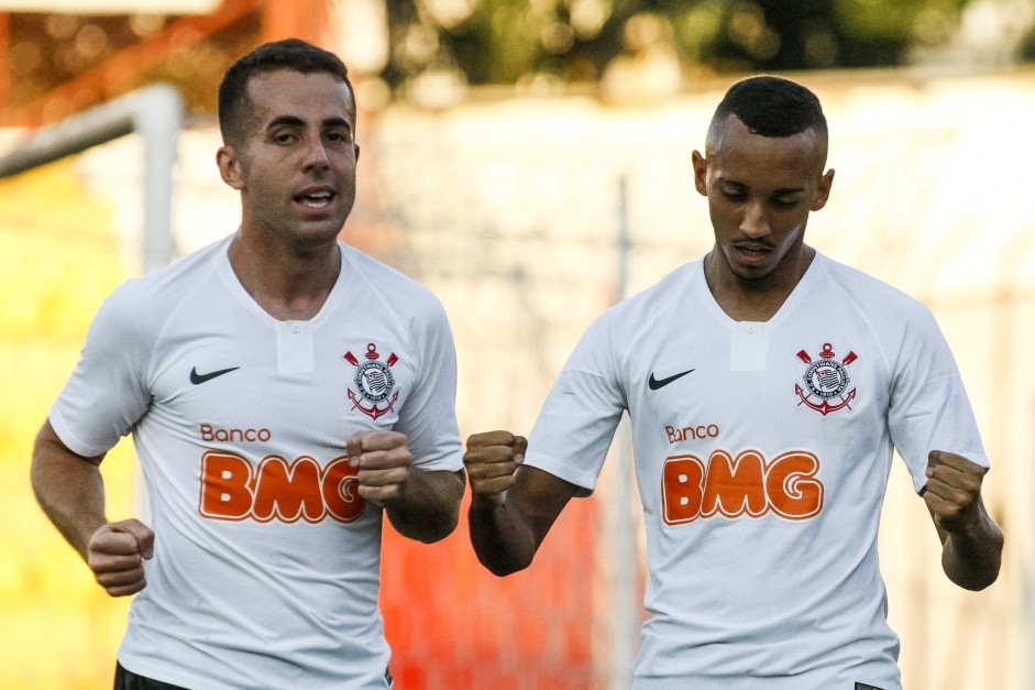 Gabriel Dias marcou o nico gol do Corinthians contra o Taubat, pela Copa Paulista Sub-23